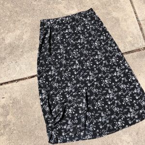 Floral black and white skirt